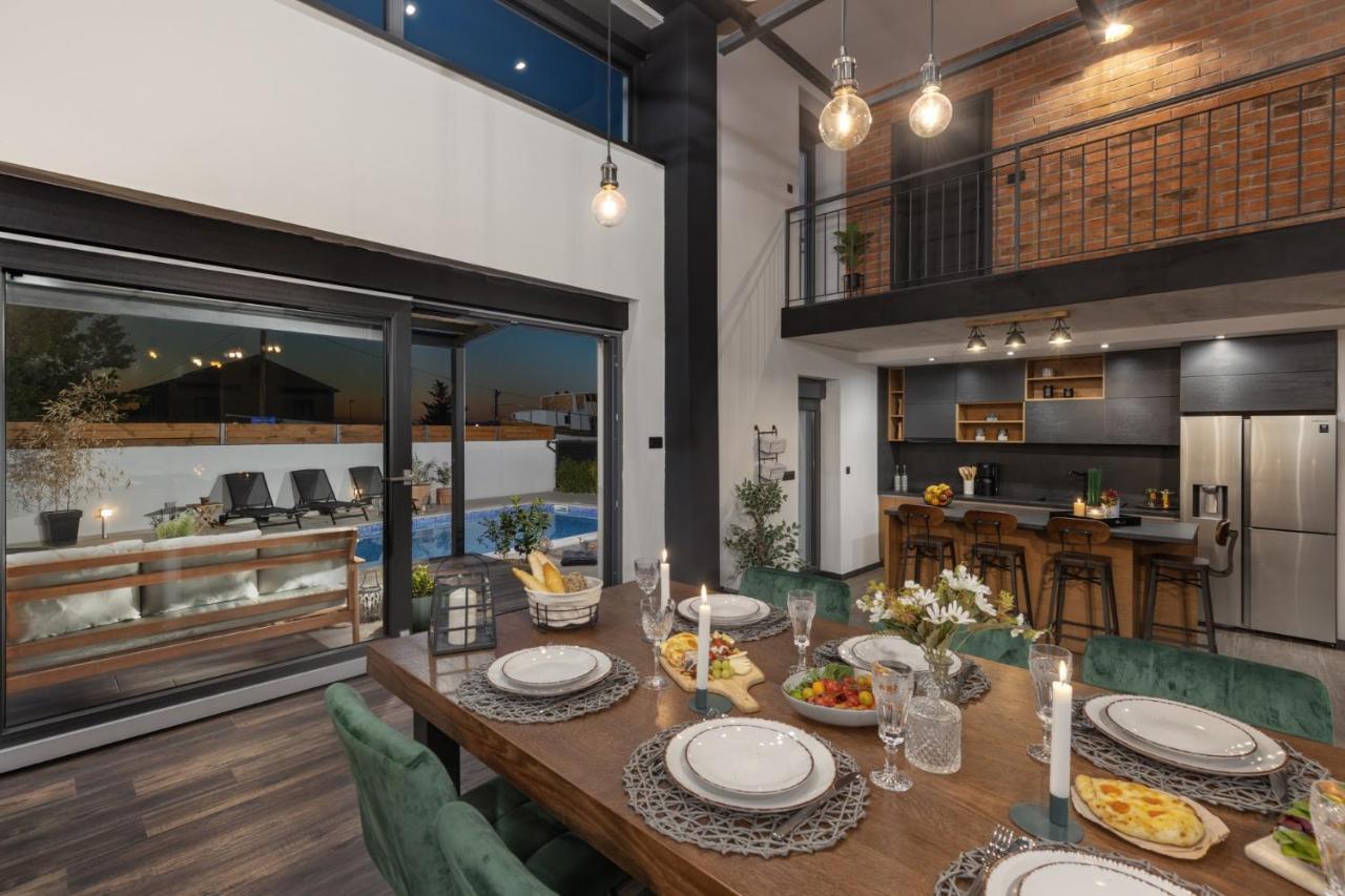 Villa Stric Toni Pakoštane エクステリア 写真